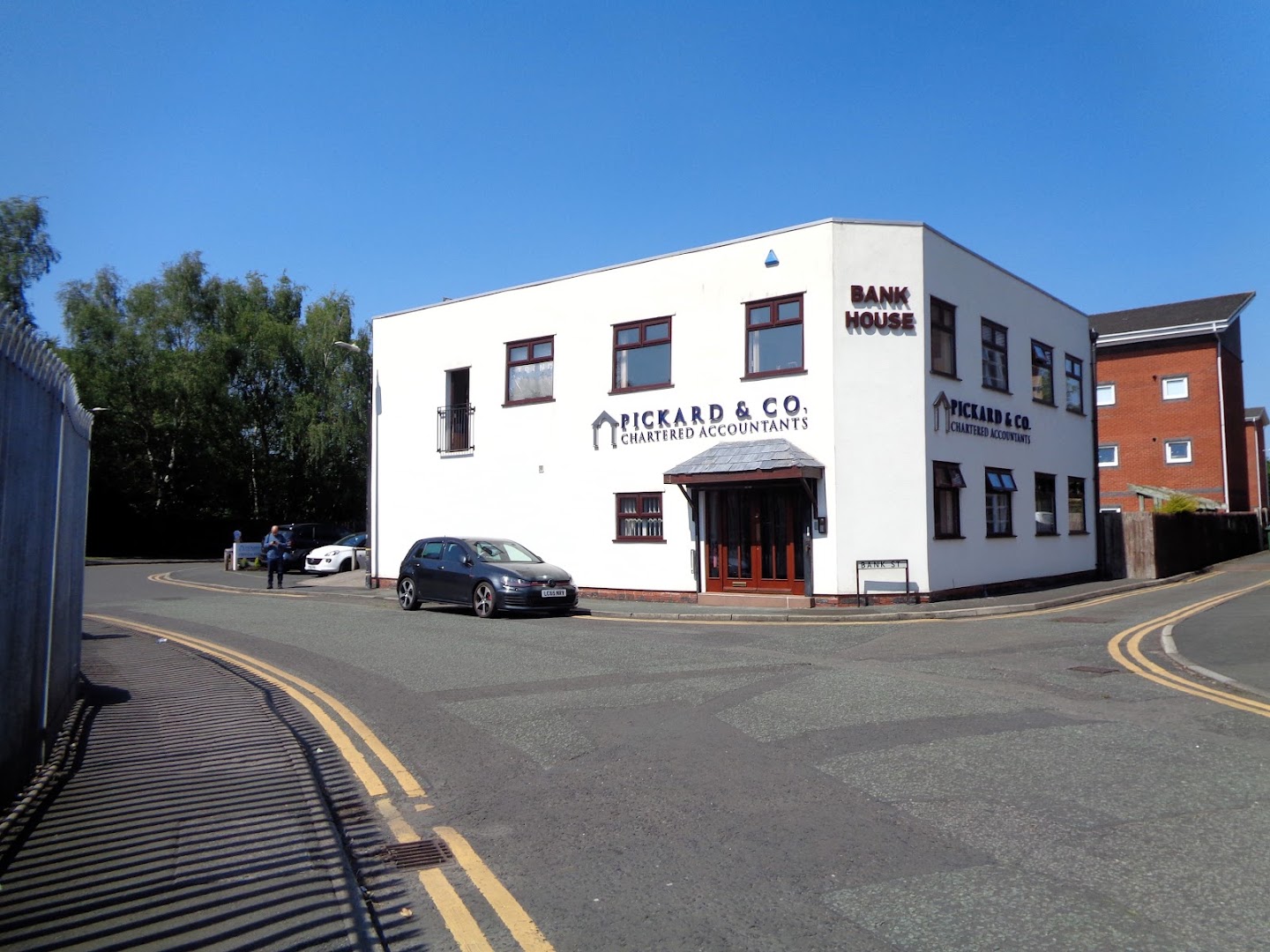Pickard & Co practice photo 3